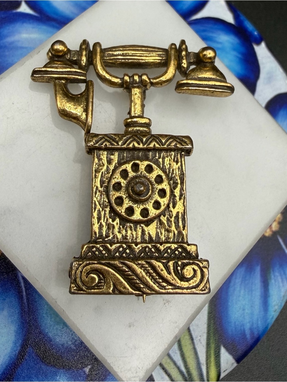 Vintage Zentall rotary telephone brooch #561 phone